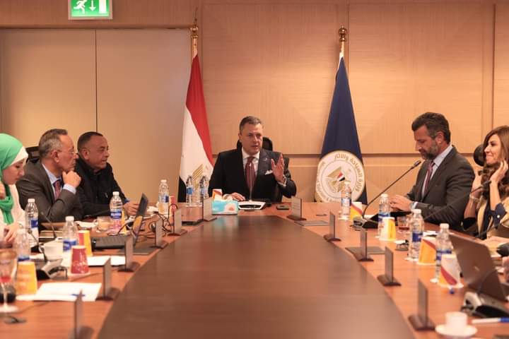 محادثات مع شركة ميتا العالمية لاستخدام الميتافيرس في الترويج للمقصد السياحي المصري