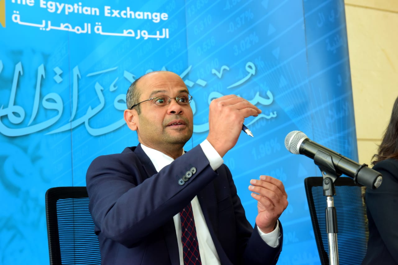 البورصة المصرية تصدر قواعد تداول شهادات خفض الانبعاثات الكربونية والعقود الآجلة لها