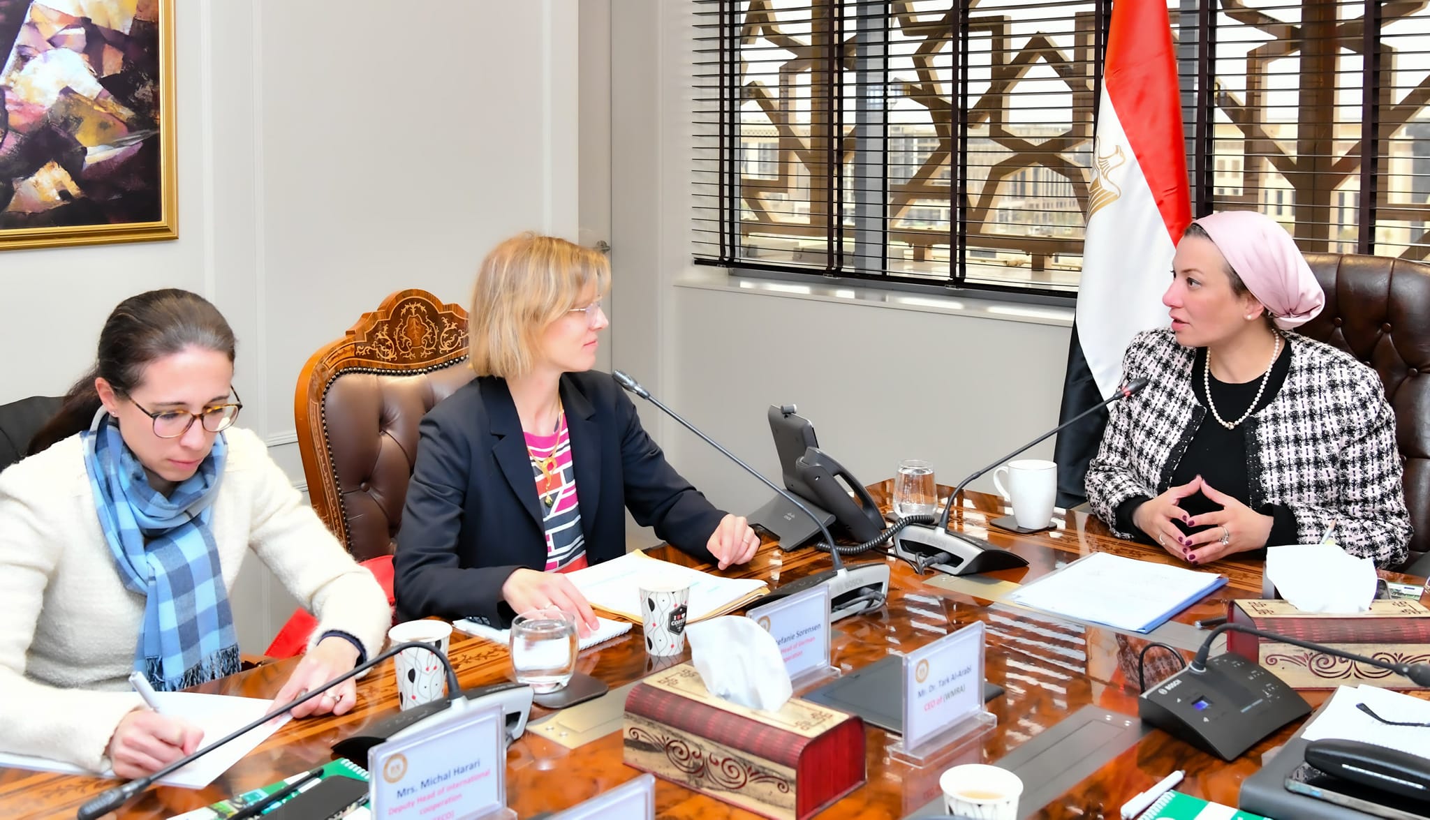 البيئة : شراكات أكبر مع القطاع الخاص فى مجال المخلفات الصلبة