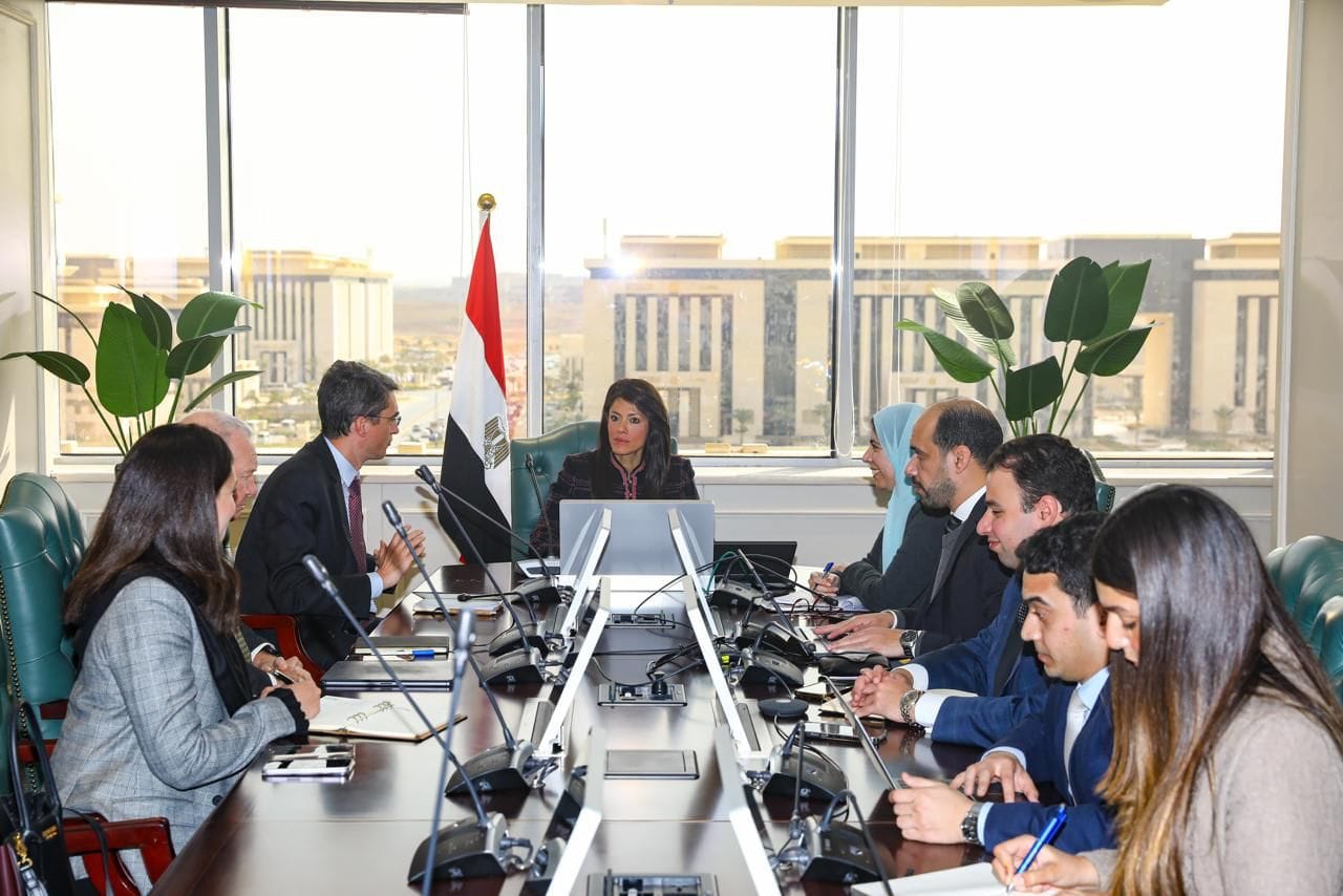 مصر والبنك الدولي : دعم القطاع الخاص والمشروعات الصغيرة والمتوسطة