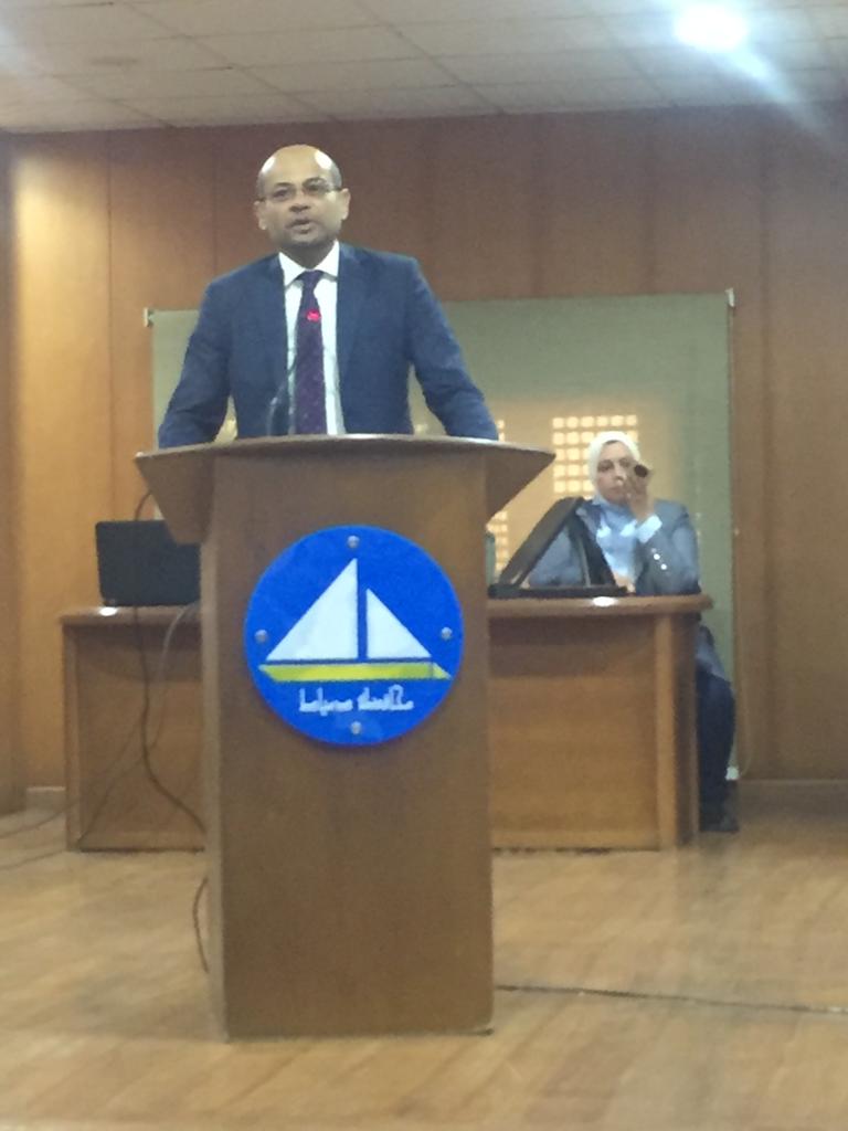 رئيس البورصة يشارك في مؤتمر بناء القدرات لتعزيز التنمية