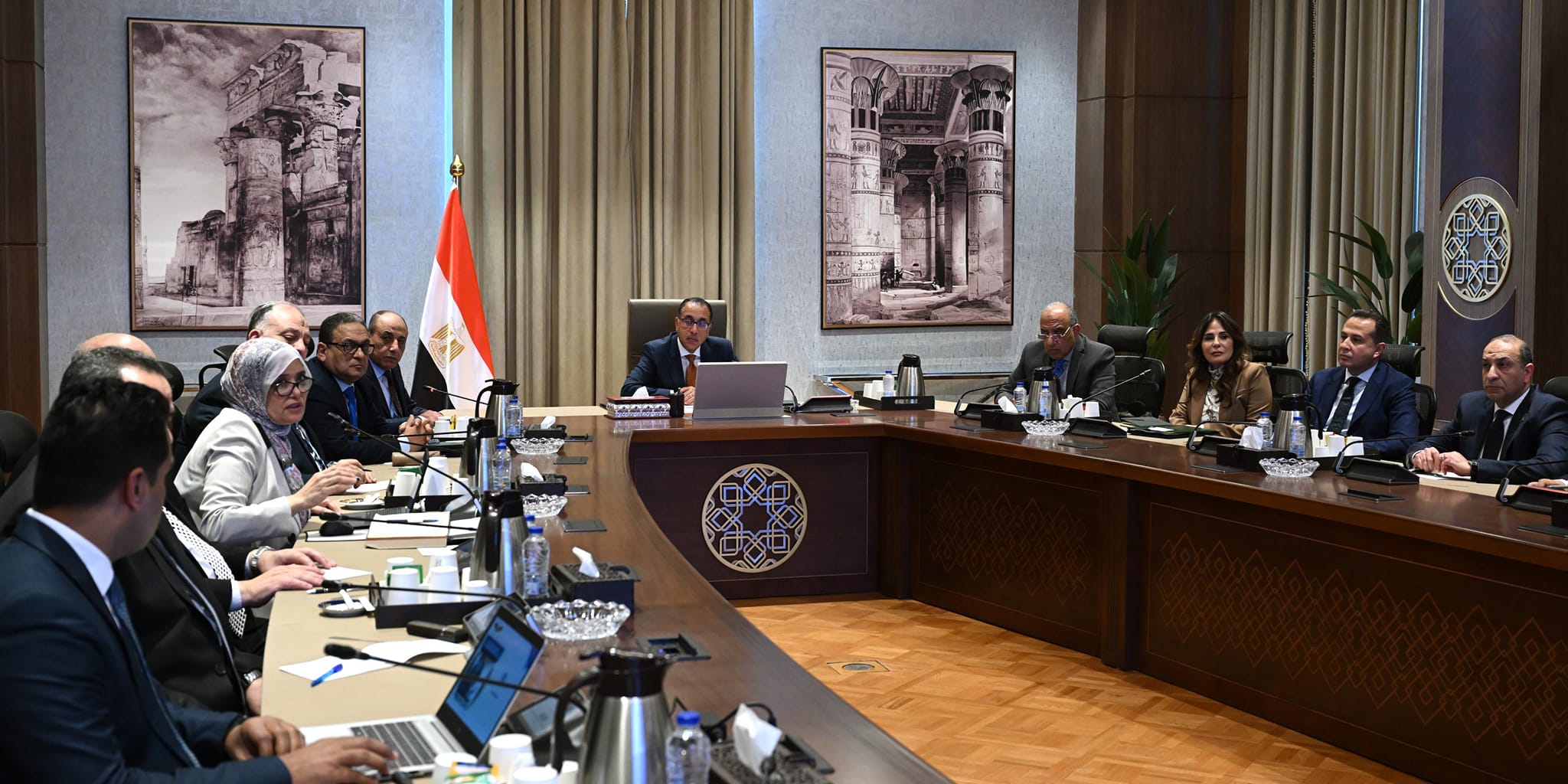 الحكومة تبدأ الإجراءات التنفيذية لطرح إدارة وتشغيل المطارات بشركات القطاع الخاص