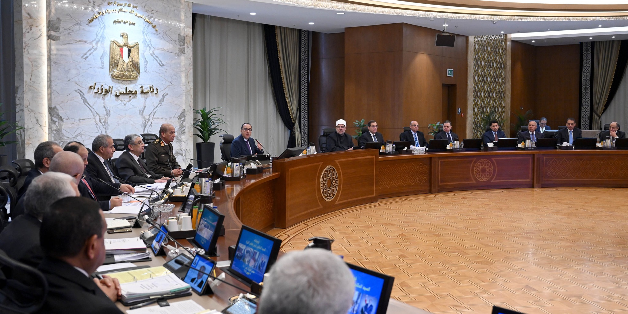 رئيس الوزراء : توحيد سعر الصرف ينهي تراكم الطلب على النقد الأجنبي