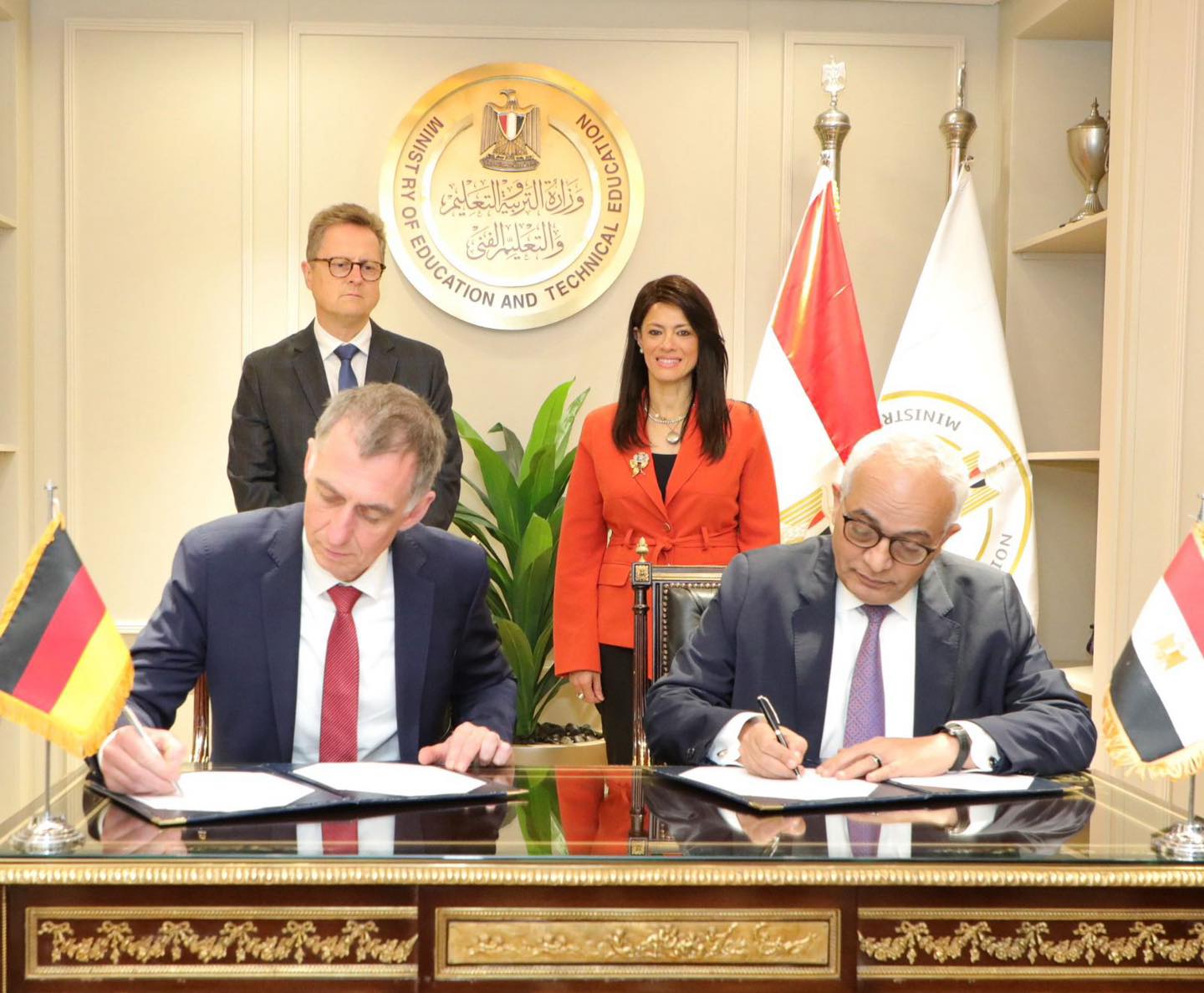 مذكرة تفاهم بين مصر وألمانيا لإنشاء ١٠٠ مدرسة