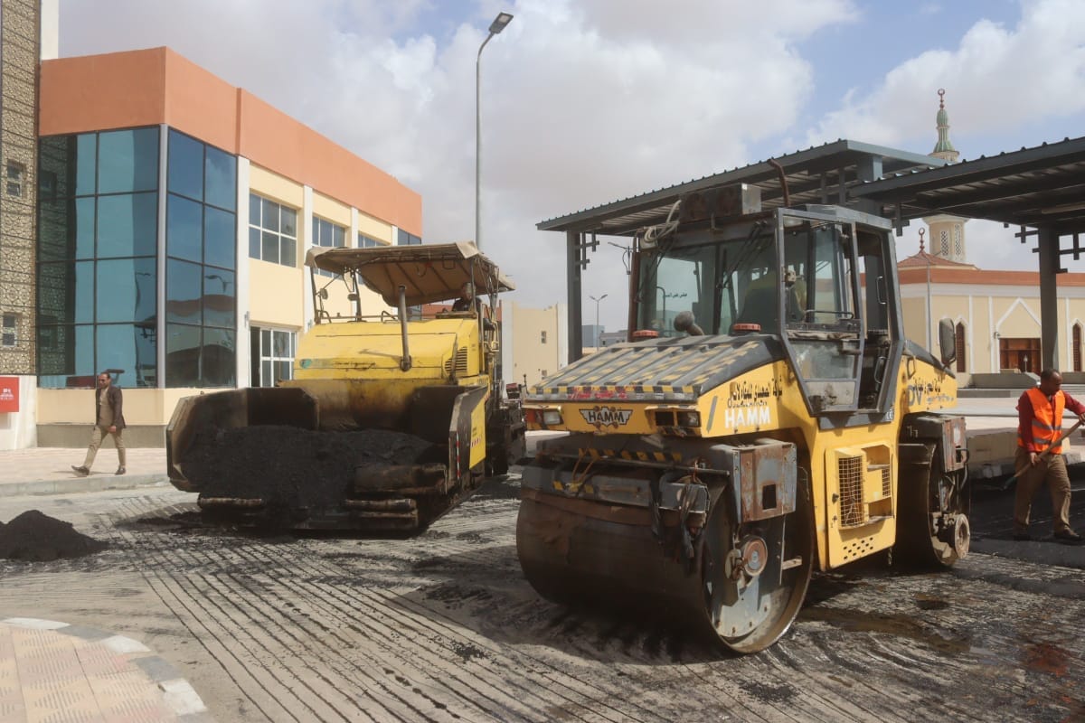 أعمال تطوير ونظافة وإنارة في عدد من المدن الجديدة