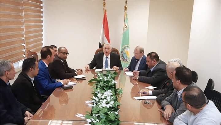 القصير : التعامل بحزم وشدة مع أي حالة بناء أو تعد على الأراضي الزراعية وإزالتها