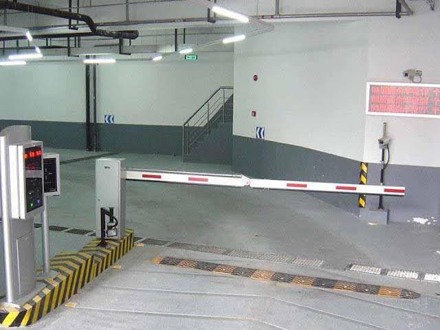 وزارة الإسكان تصدر كودا جديدا باشتراطات الأمان للمنشات متعددة  الأغراض