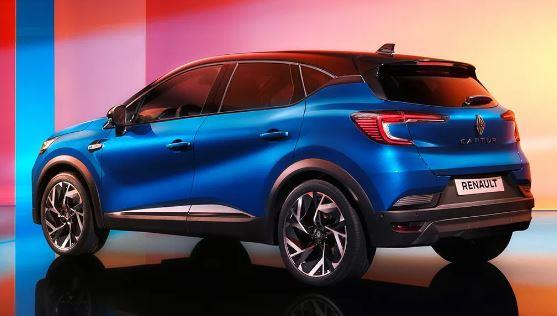 رينو تطلق سيارة Captur المنافسة لأوبل موكا وفولكس تي كروس