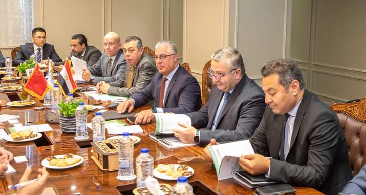 اقتصادية قناة السويس : 894 مليون دولار استثمارات في 3 أشهر .. 40% منها صينية