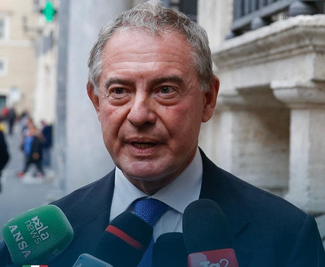 وزير الصناعة الإيطالي يبدأ غدا زيارة مهمة للقاهرة على رأس وفد تجاري كبير