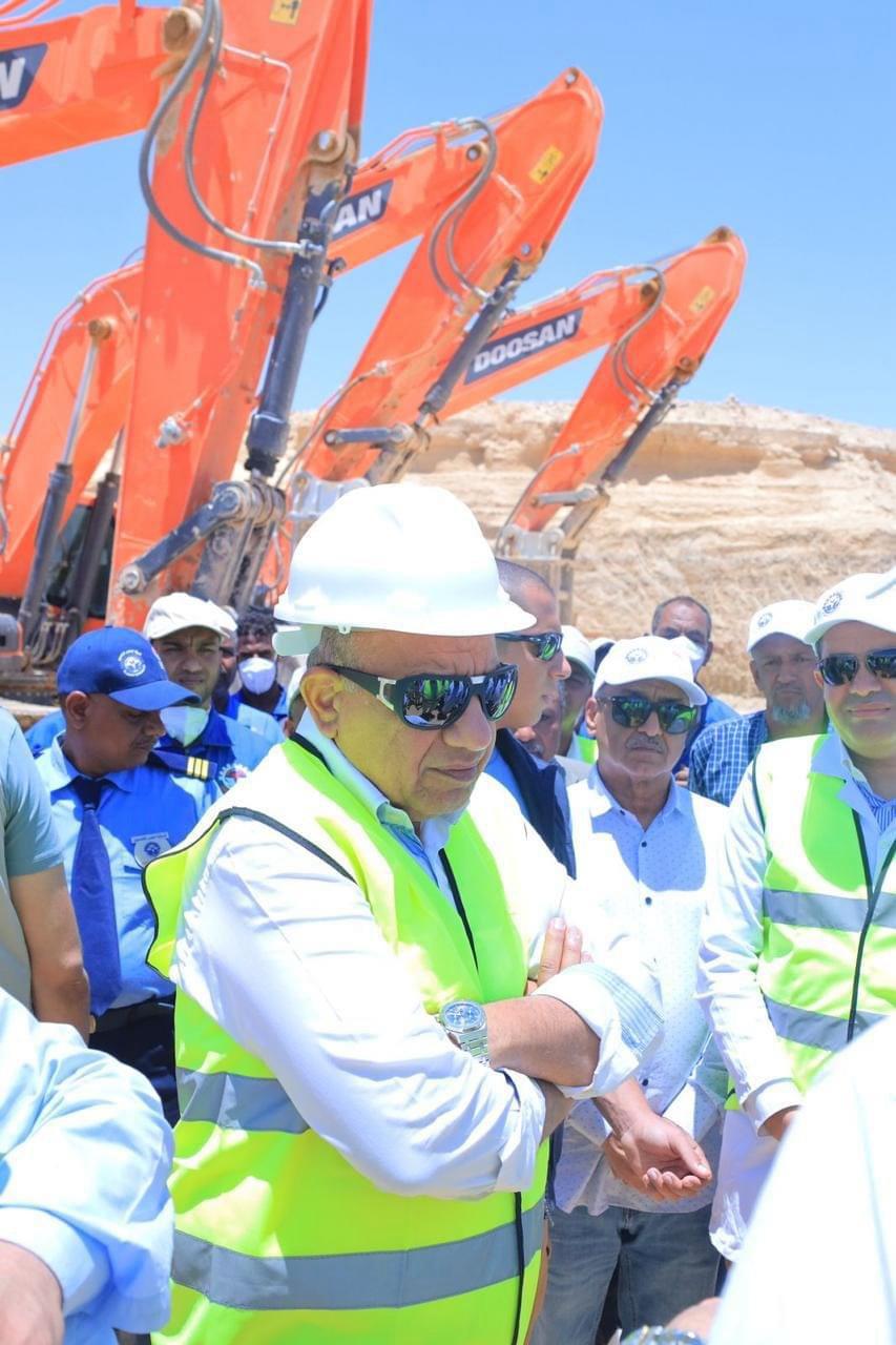 قطاع الأعمال: إنشاء مجمع صناعي لرفع تركيز الفوسفات بشراكة هندية مصرية