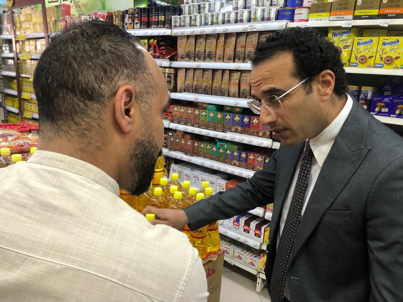 التموين: نسب التخفيض علي زيوت الطعام ٣٦٪؜ والالبان ٢٠٪؜