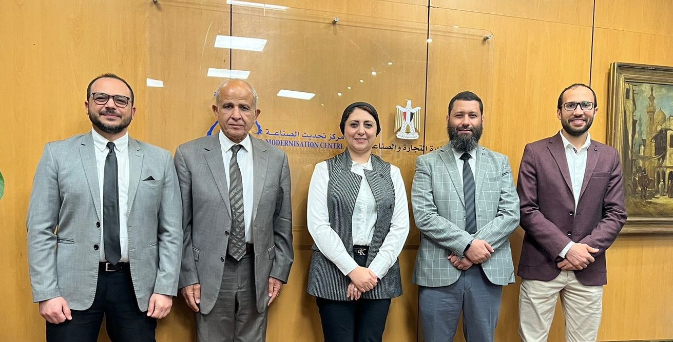 المدير التنفيذي لمركز تحديث الصناعة تلتقي ممثلى اليونيدو