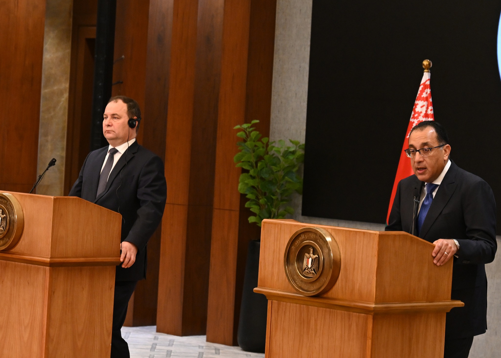 بيلاروسيا تبدي رغبتها في إنشاء مجمعات لتخزين الحبوب في مصر