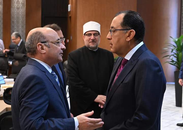 إجراءات حكومية لمواجهة البيع غير القانوني للعقارات بالعملة الأجنبية للأجانب