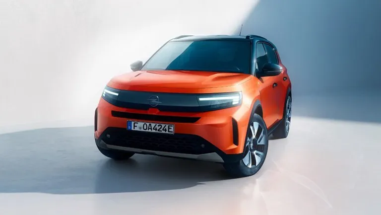 أوبل تكشف عن النسخة الكهربائية ذات السبع مقاعد من فرونتيرا