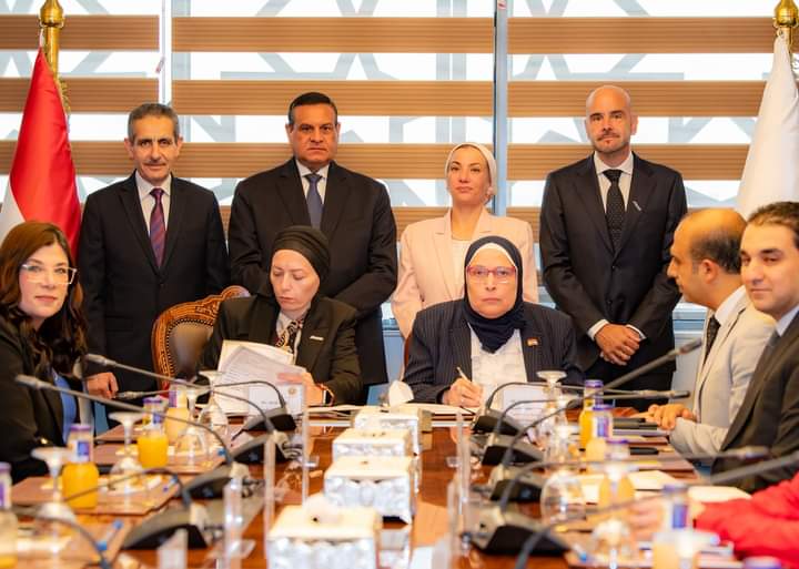 طرح إدارة وتشغيل مصانع لتدوير المخلفات الصلبة بالمحافظات للقطاع الخاص