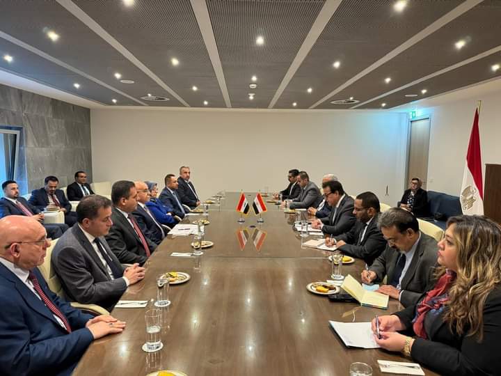 وزير الصحة يبحث مع نظيره العراقي التعاون في تصدير وتسجيل الأدوية