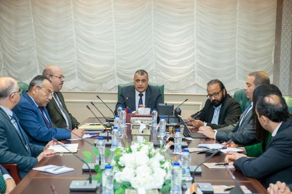 مجموعة "أداني" الهندية : التعاون مع الإنتاج الحربي يقلل الاستيراد ويعزز المنتج المحلي