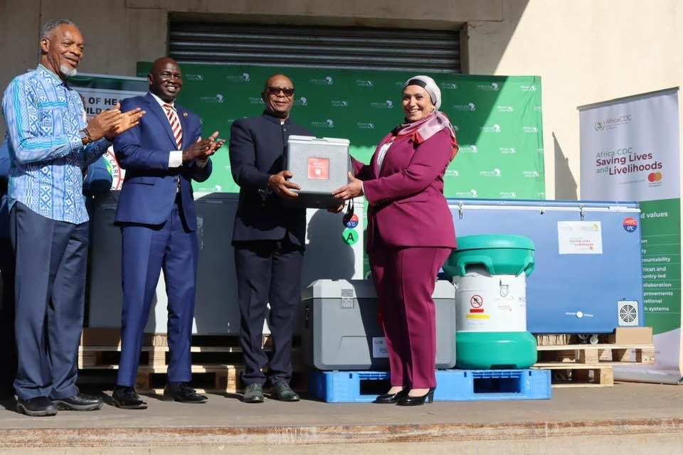 مصر تقدم لقاحات وأدوية لزيمبابوي للمساهمة في مكافحة الكوليرا