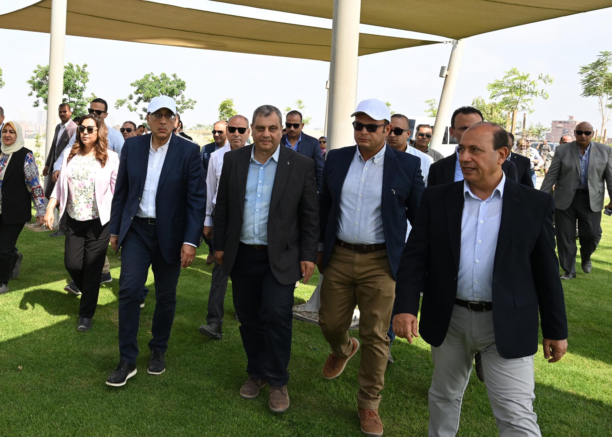 مدبولي : طرح تشغيل مكونات مشروع حدائق الفسطاط أمام الشركات .. والإسراع بتنفيذ مبادرة 100 مليون شجرة