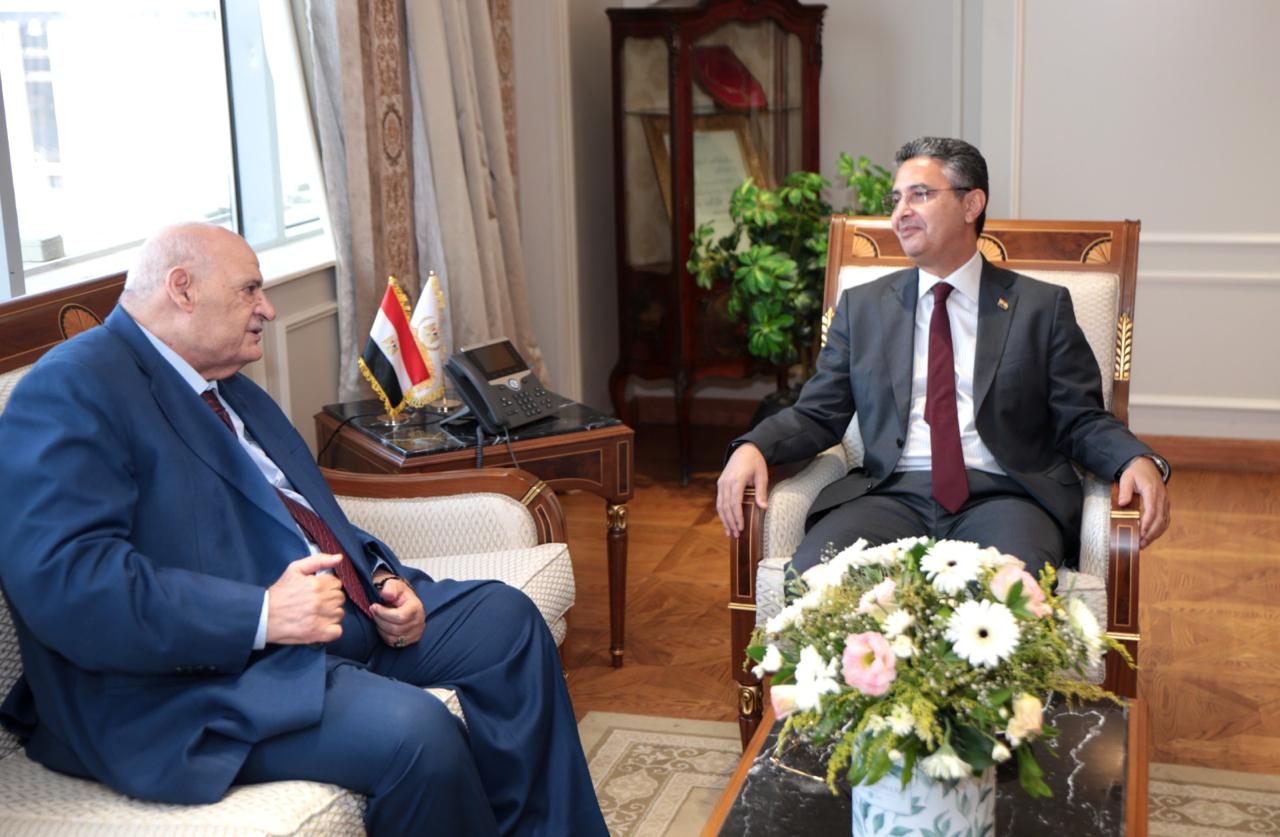 شعبة المخابز تطالب وزير التموين بالموافقة على السداد الأسبوعي لمديونيات فروق تكلفة