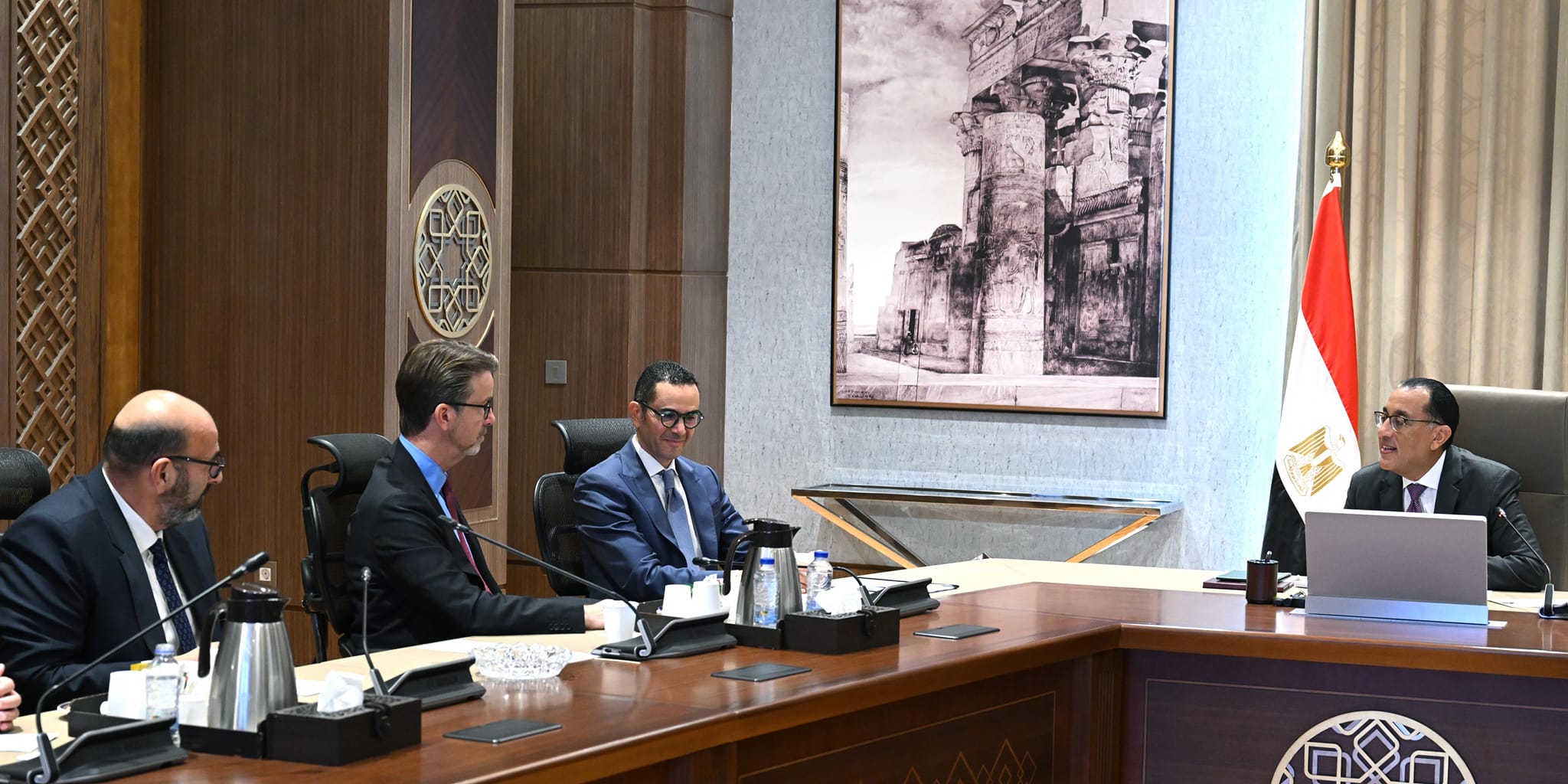 إنفورما البريطانية تشارك في الترويج وجذب الاستثمارات الأجنبية إلى مصر