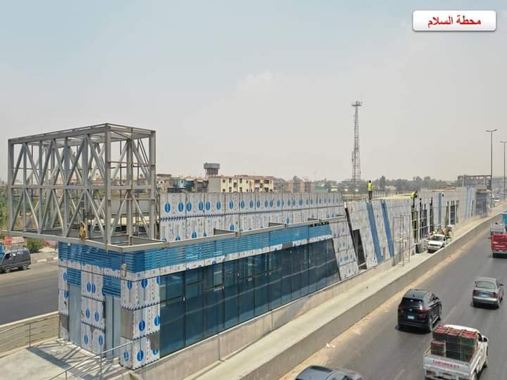 مصادر : 300 سيارة للأوتوبيس الترددي و70 راكبا سعة العربة الواحدة