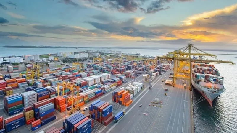 الحكومة تنفي الادعاءات بالتنازل عن أرض بالسخنة لشركة قطرية دون عائد مادي