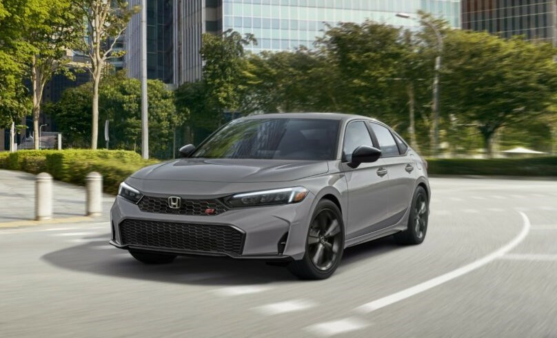 الكشف عن "هوندا سيفيك Si" فيس ليفت 2025