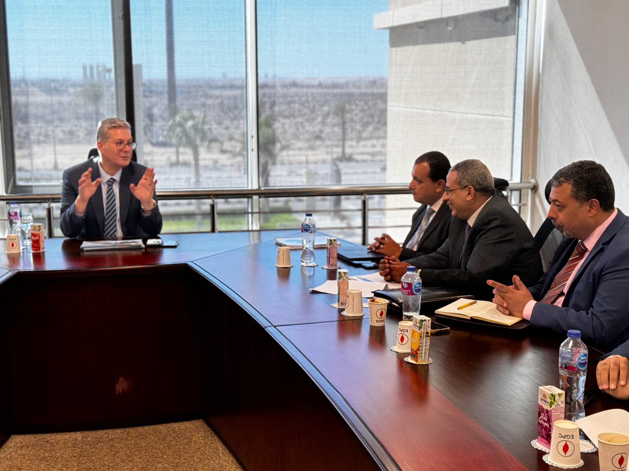 بدوي يطالب الشركة العامة للبترول بتكثيف أنشطة البحث والتنقيب وزيادة الإنتاج