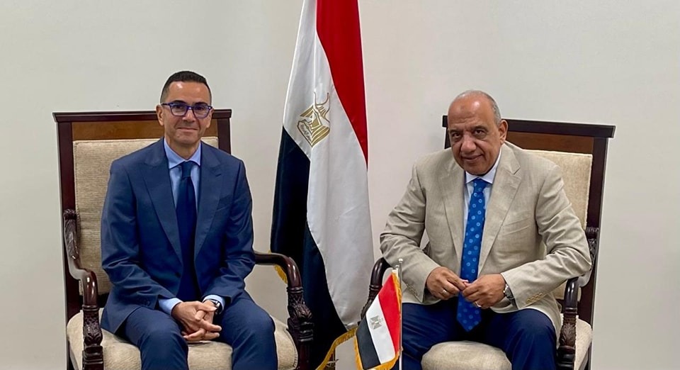 وزيرا الاستثمار والكهرباء يبحثان سبل جذب المزيد من الاستثمارات لقطاع الطاقة