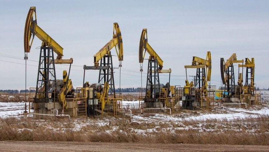 تراجع أسعار النفط في أولى جلسات التداول الإسبوعية