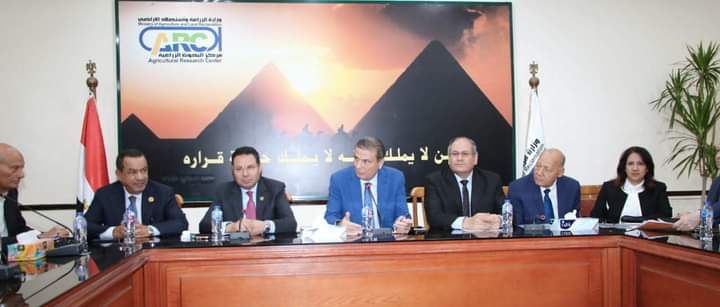 وزير الزراعة للمصدرين : نعمل على إزالة كل معوقات التصدير وفتح أسواق جديدة