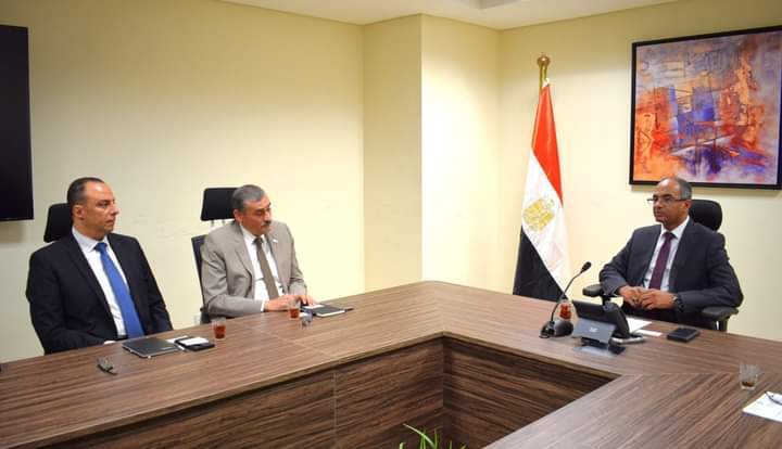 الإسكان تتعاون مع سيمنز لاستخدام الأنظمة الذكية في خدمات المدن الجديدة