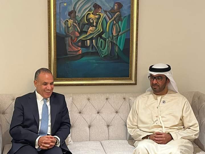 عبد العاطي والجابر يبحثان خطط زيادة الاستثمارات الإماراتية فى مصر