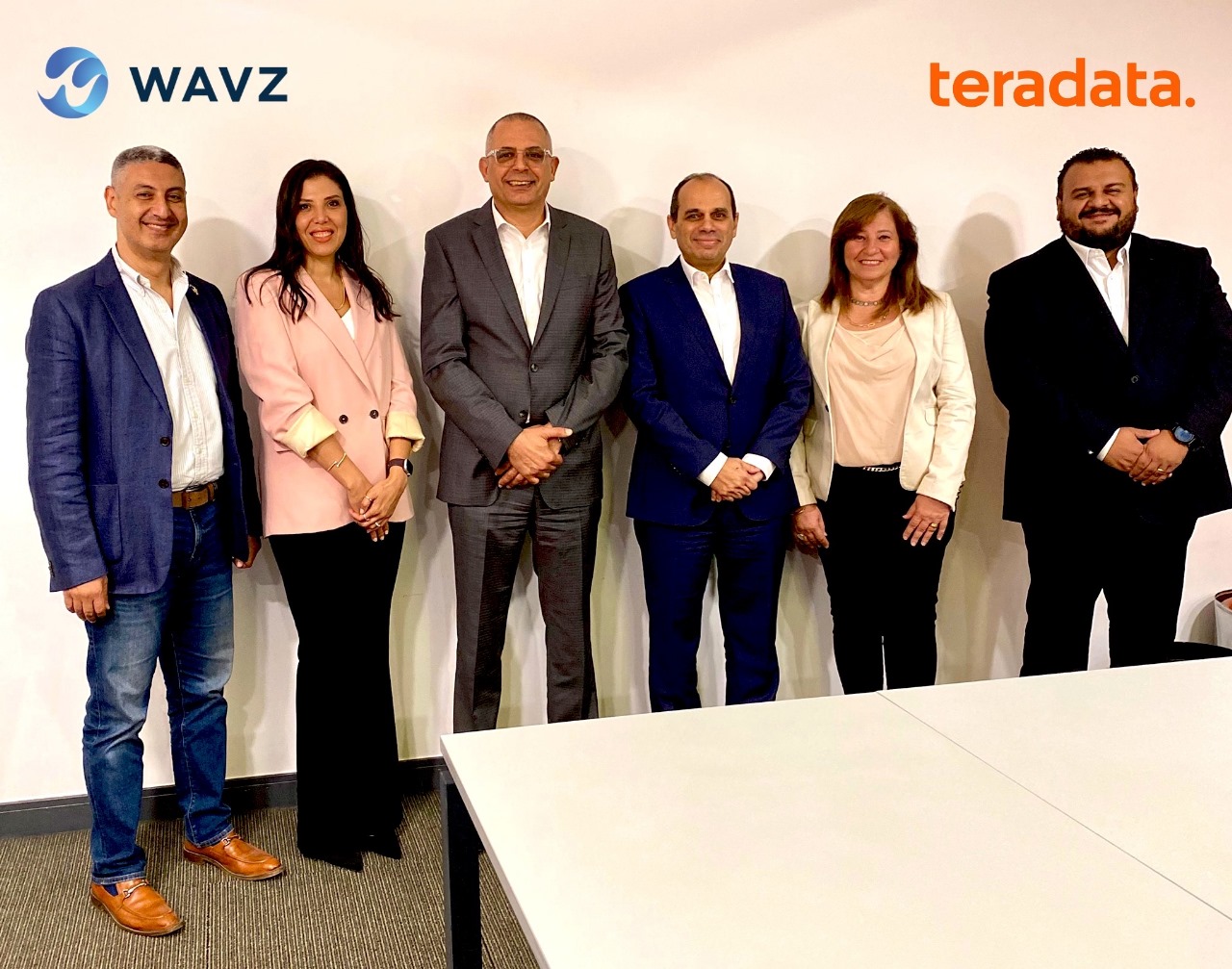 WAVZ وTeradata تعلنان عن اتفاقية استراتيجية لتمكين الشركات المصرية من تحليل البيانات والذكاء الاصطناعي