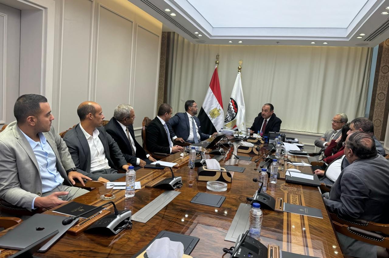 وزير الأعمال يتابع مع SAP مصر موقف تطبيق برنامج ERP في الشركات التابعة