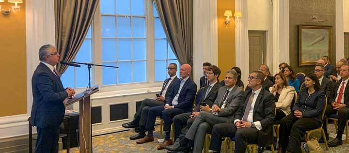 بدعوة من بنك HSBC .. رئيس اقتصادية قناة السويس يشارك في منتدى الاستثمار المصري البريطاني