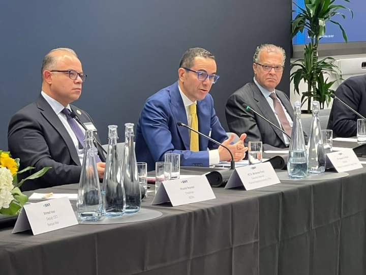 الخطيب في لندن : تقديم الدعم اللازم لتشجيع المستثمرين الدوليين على دخول السوق المصرية