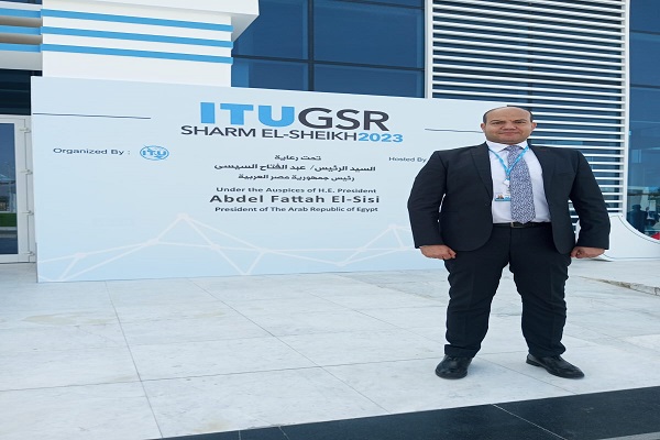 الكاتب الصحفي أحمد الشيخ يتقدم بأوراق ترشحه على عضوية المكتب التنفيذي لـ«محرري الاتصالات».. ويؤكد: دعم الصحفيين أولوية