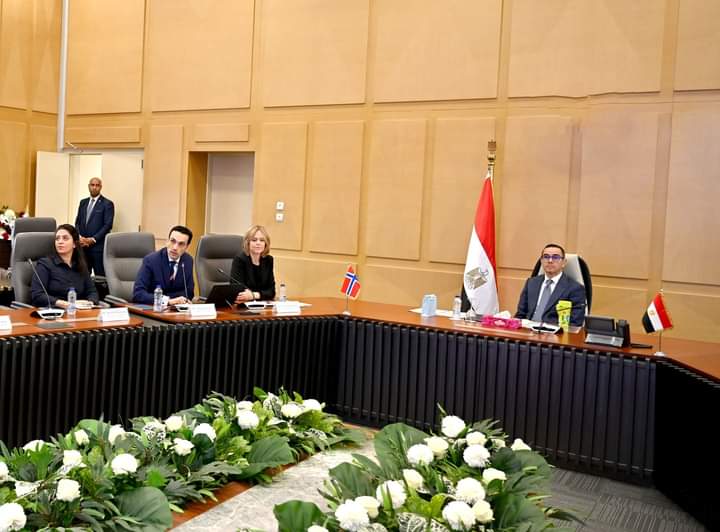 وزير الاستثمار يستعرض خطط سكاتك النرويجية الاستثمارية في مصر