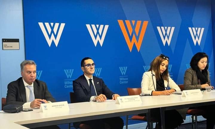 وزير الاستثمار يلتقي أعضاء مركز ويلسون الأمريكي