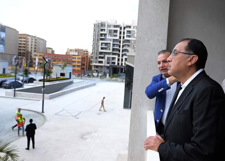 رئيس الوزراء يتفقد مشروع الواحة فيو بمدينة نصر