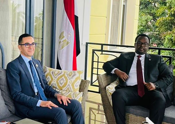 وزير الاستثمار  يلتقي مع نائب رئيس الوزراء الصومالي على هامش القمة الثالثة والعشرين لتجمع الكوميسا