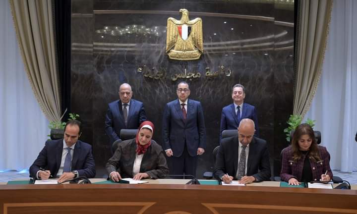 توقيع مذكرتي تفاهم لإنتاج الكهرباء من الطاقات الجديدة والمتجددة