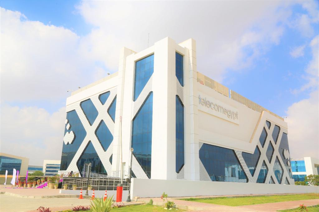 المصرية للاتصالات تعتمد موازنة 2026 باستهداف نمو الإيرادات بنسبة أحادية مرتفعة