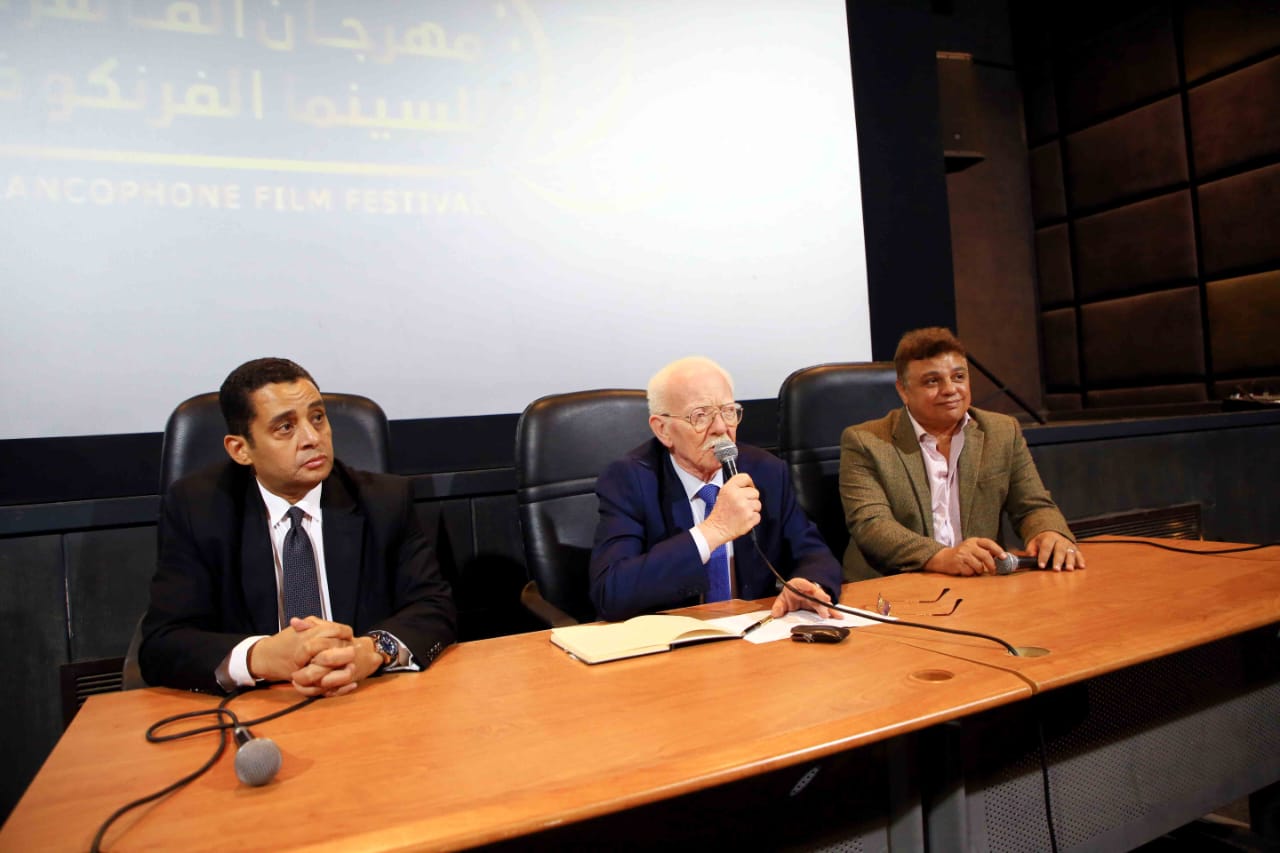 "وادي النيل اشتيو لايف ساينس" تدرس تأهيل و تشغيل عدد من مصانع الأدوية بمصر