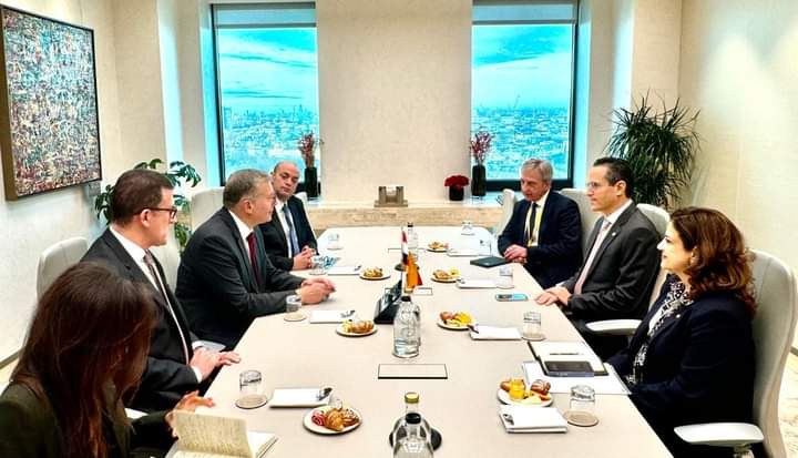 وزير البترول يبحث خطط شل العالمية في مصر .. ووضع أول بئر بشمال كليوباترا ومارينا على الإنتاج