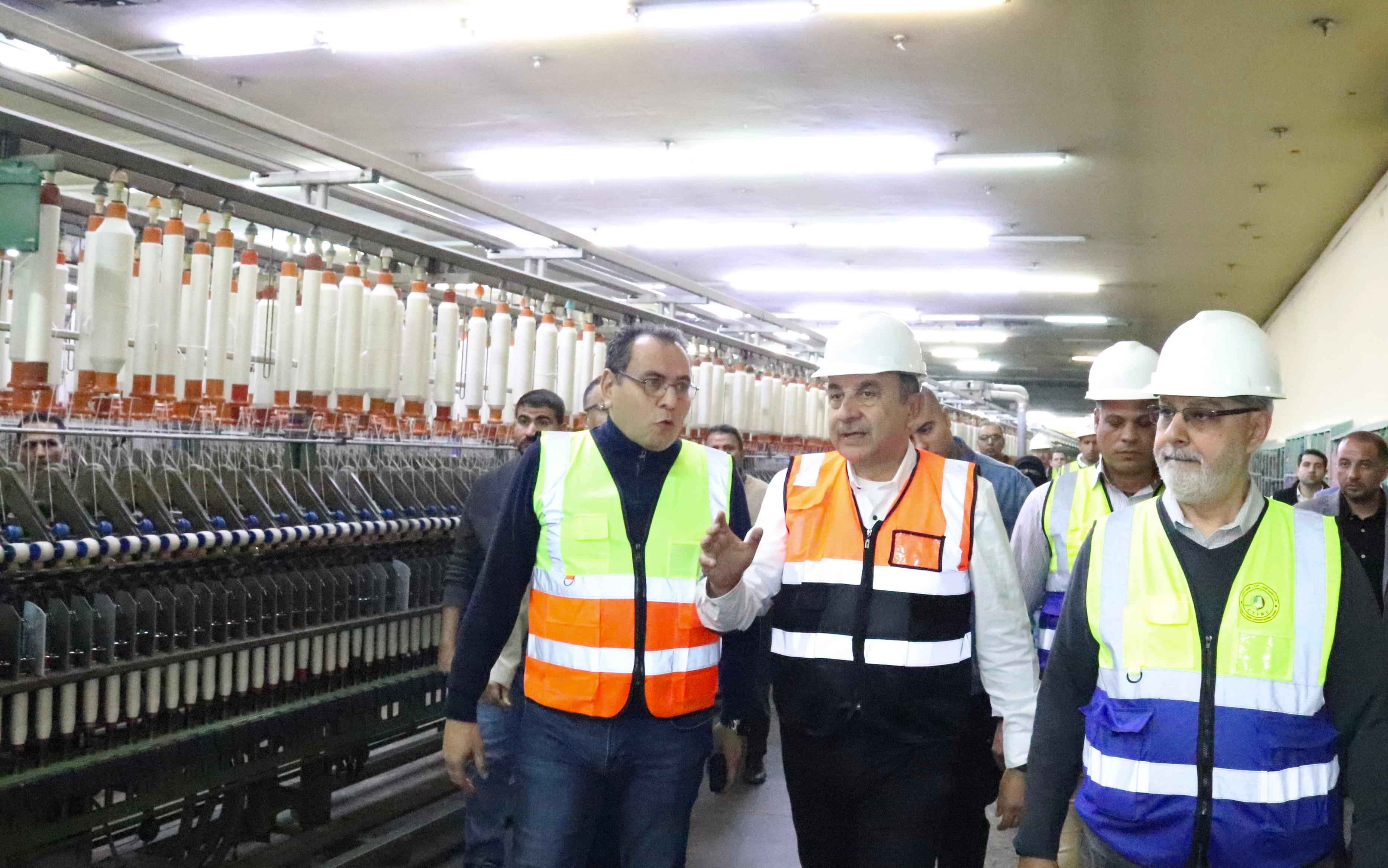 شيمي: المشروع القومي لتطوير صناعة الغزل والنسيج يستهدف استعادة الريادة المصرية